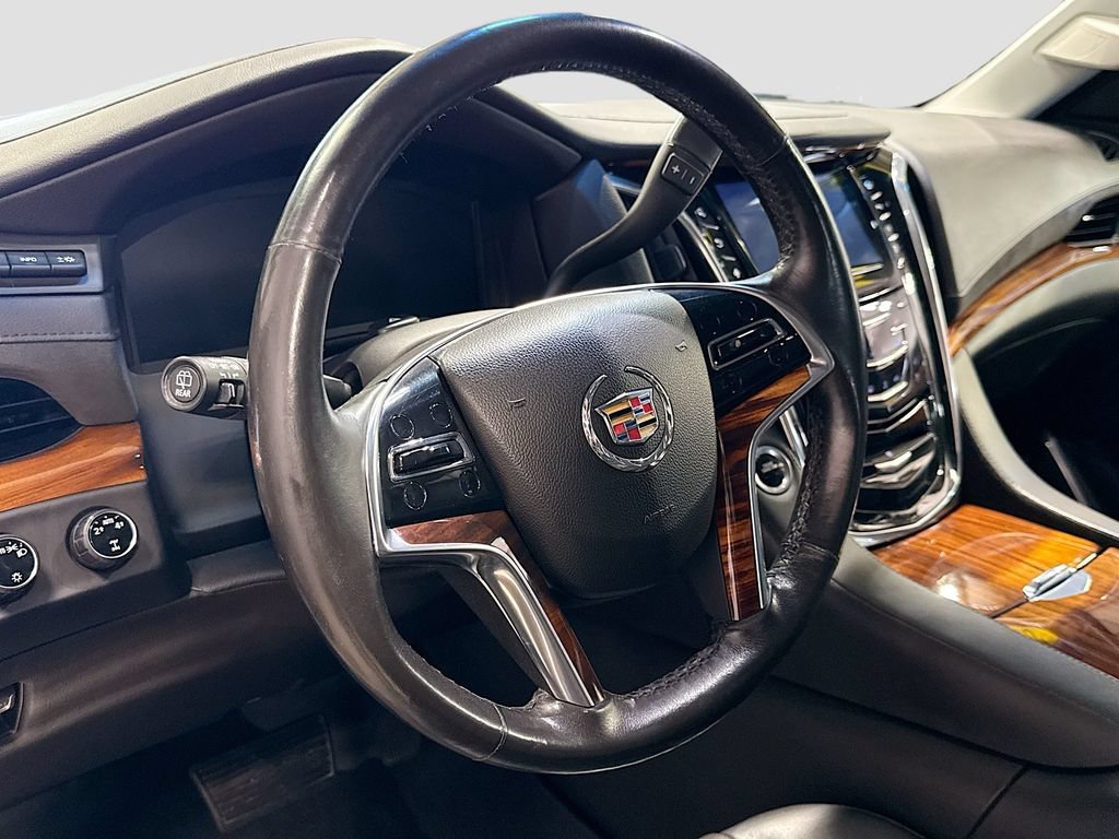 Used 2015 Cadillac Escalade ESV Premium AWD/4WD image 11