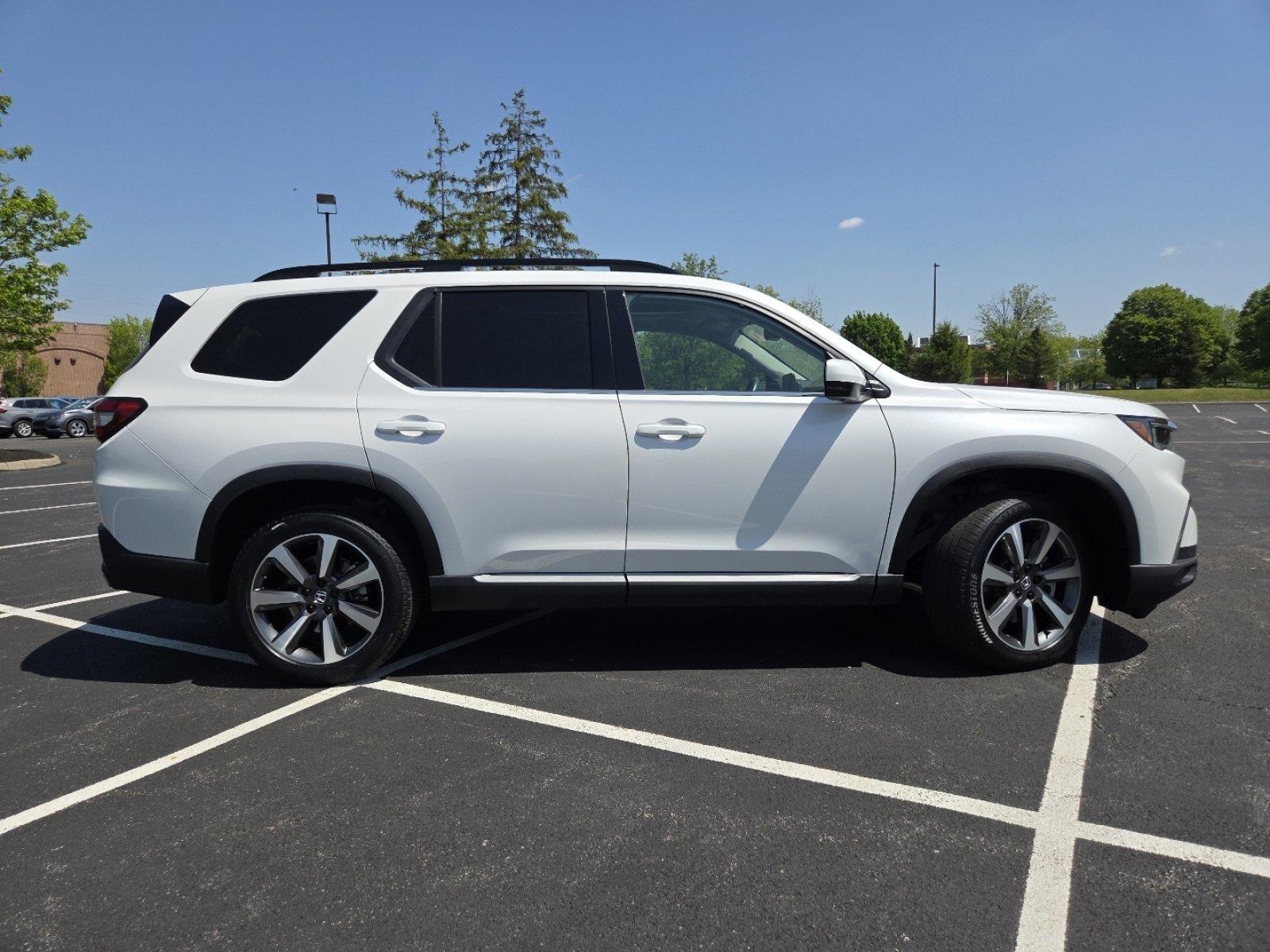 Certified 2024 Honda Pilot Elite image 26