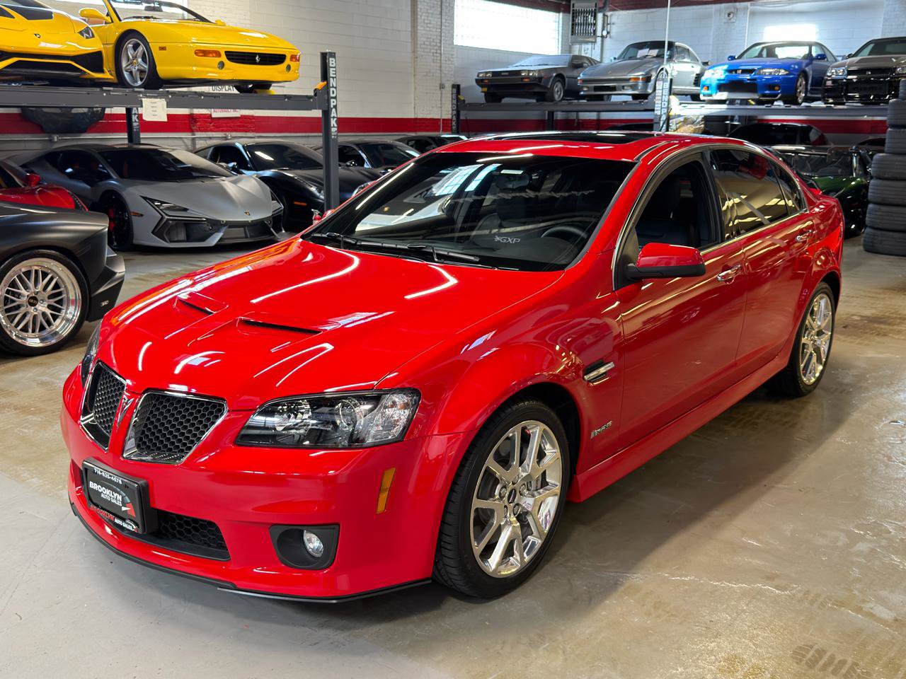 Used 2009 Pontiac G8 GXP RWD image 12