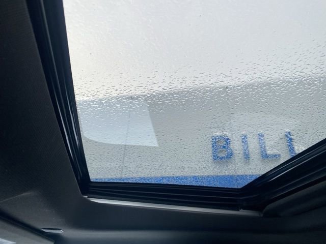 Used 2024 GMC Sierra 1500 AT4 w/ Technology Package image 18