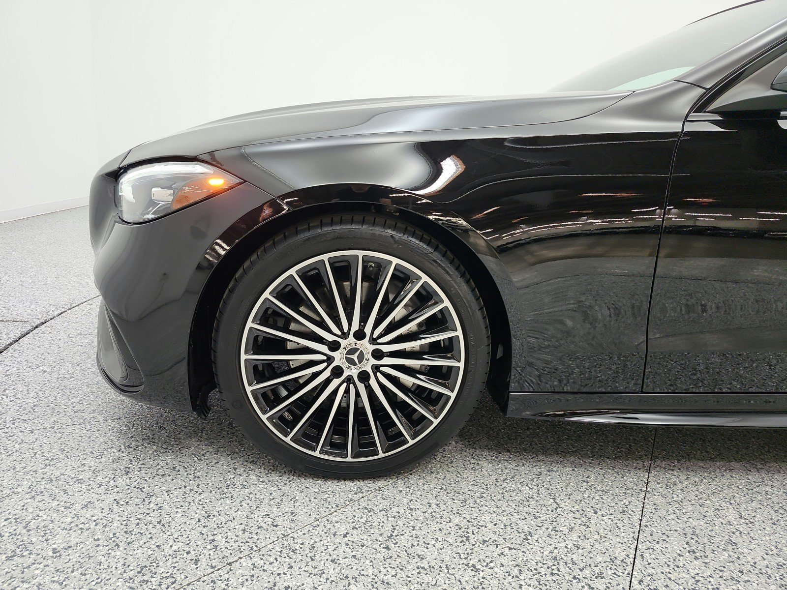 Used 2023 Mercedes-Benz C 300 Sedan image 21