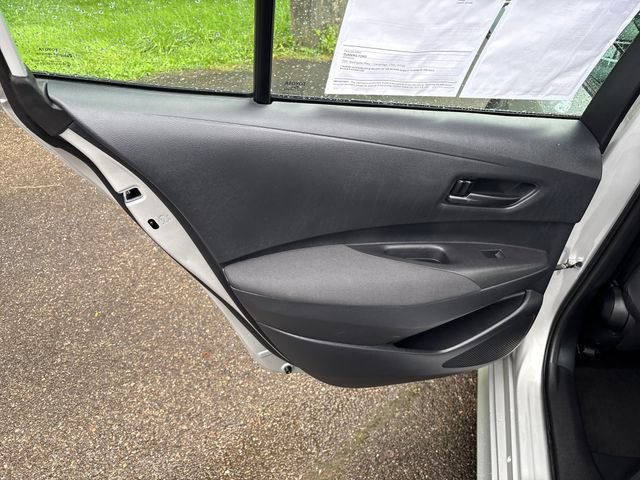 Used 2025 Toyota Corolla LE FWD image 19