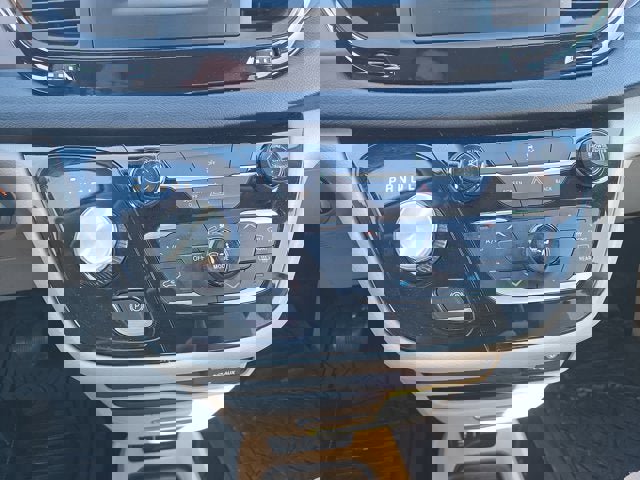 Used 2017 Chrysler Pacifica LX image 17