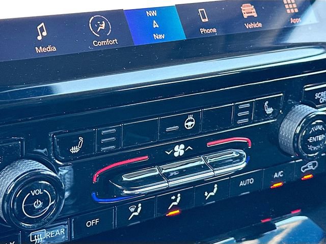 Used 2023 Jeep Grand Cherokee Limited image 21