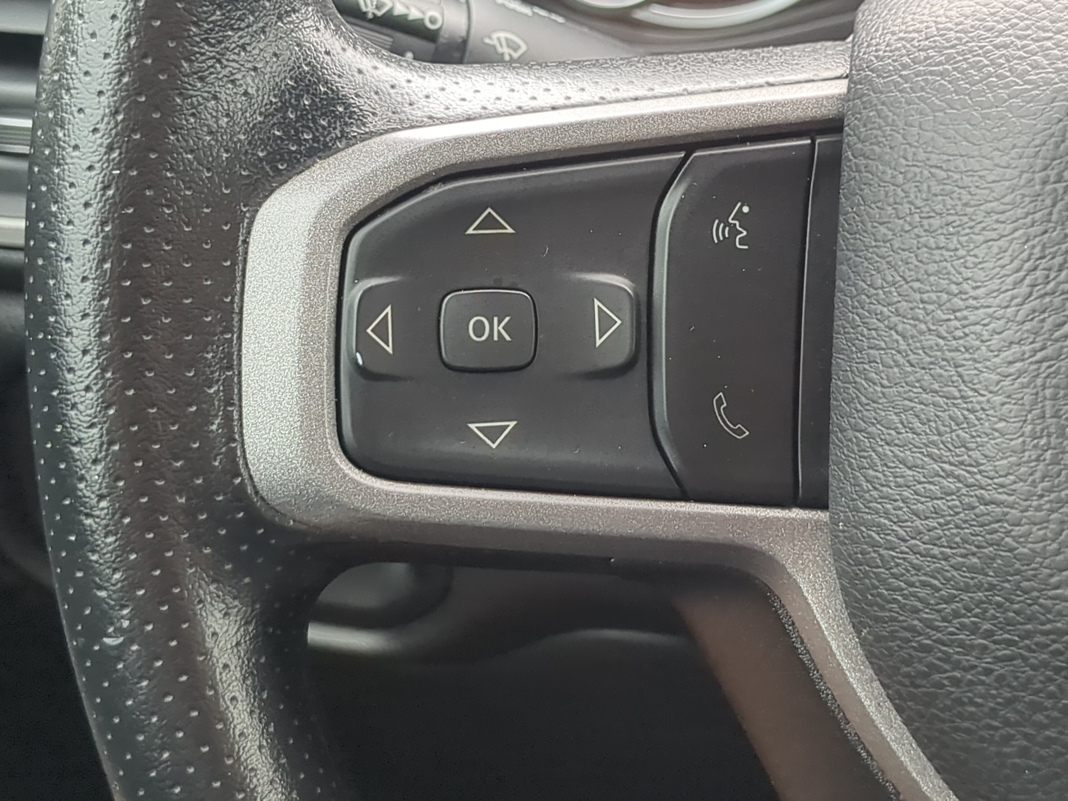 Used 2023 RAM 2500 Tradesman AWD/4WD image 23
