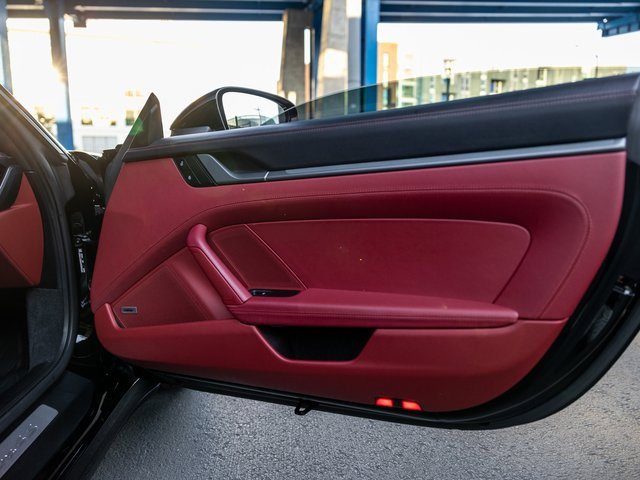 Used 2024 Porsche 911 Carrera 4S image 34