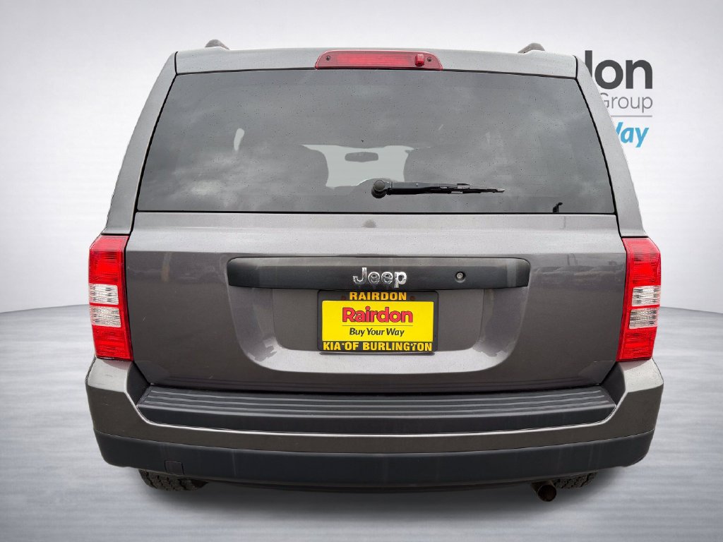 Used 2016 Jeep Patriot Sport FWD image 6