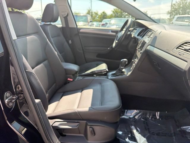 Used 2015 Volkswagen Golf TDI SE FWD image 29
