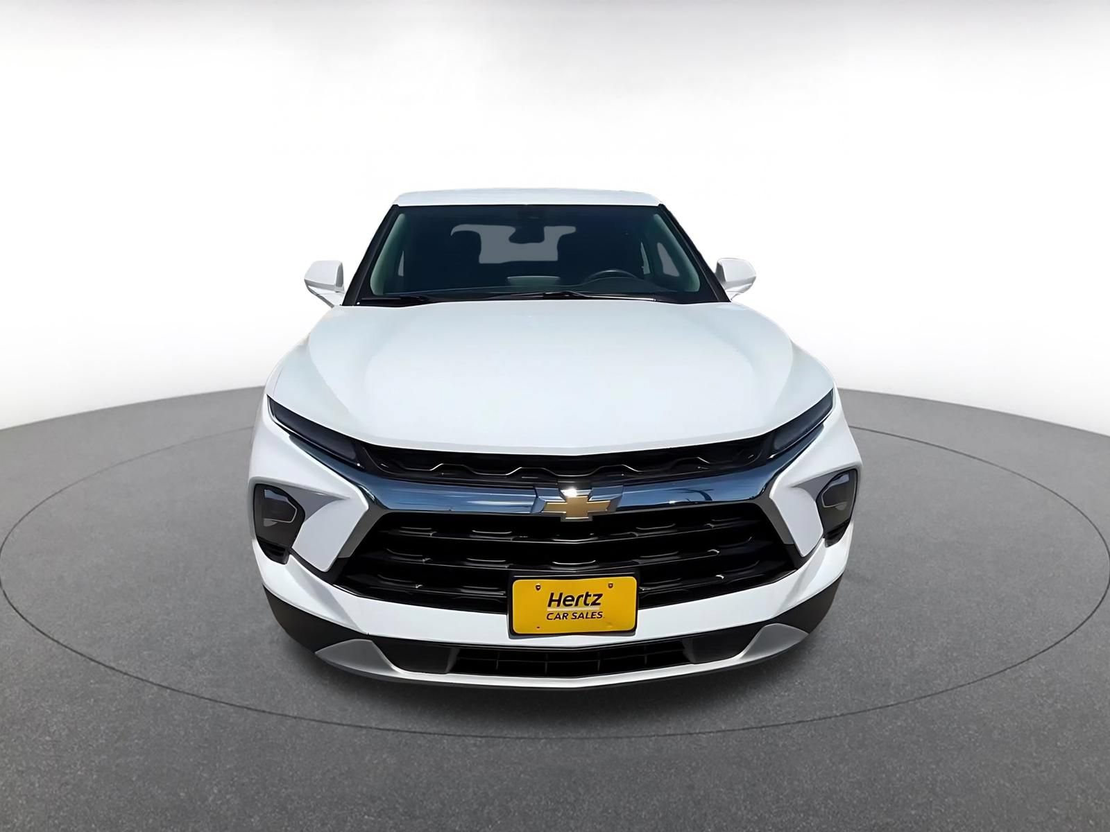 Used 2025 Chevrolet Blazer LT FWD image 4