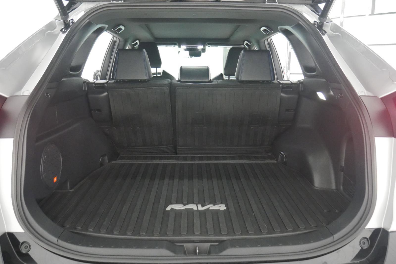 Used 2022 Toyota RAV4 XSE image 27