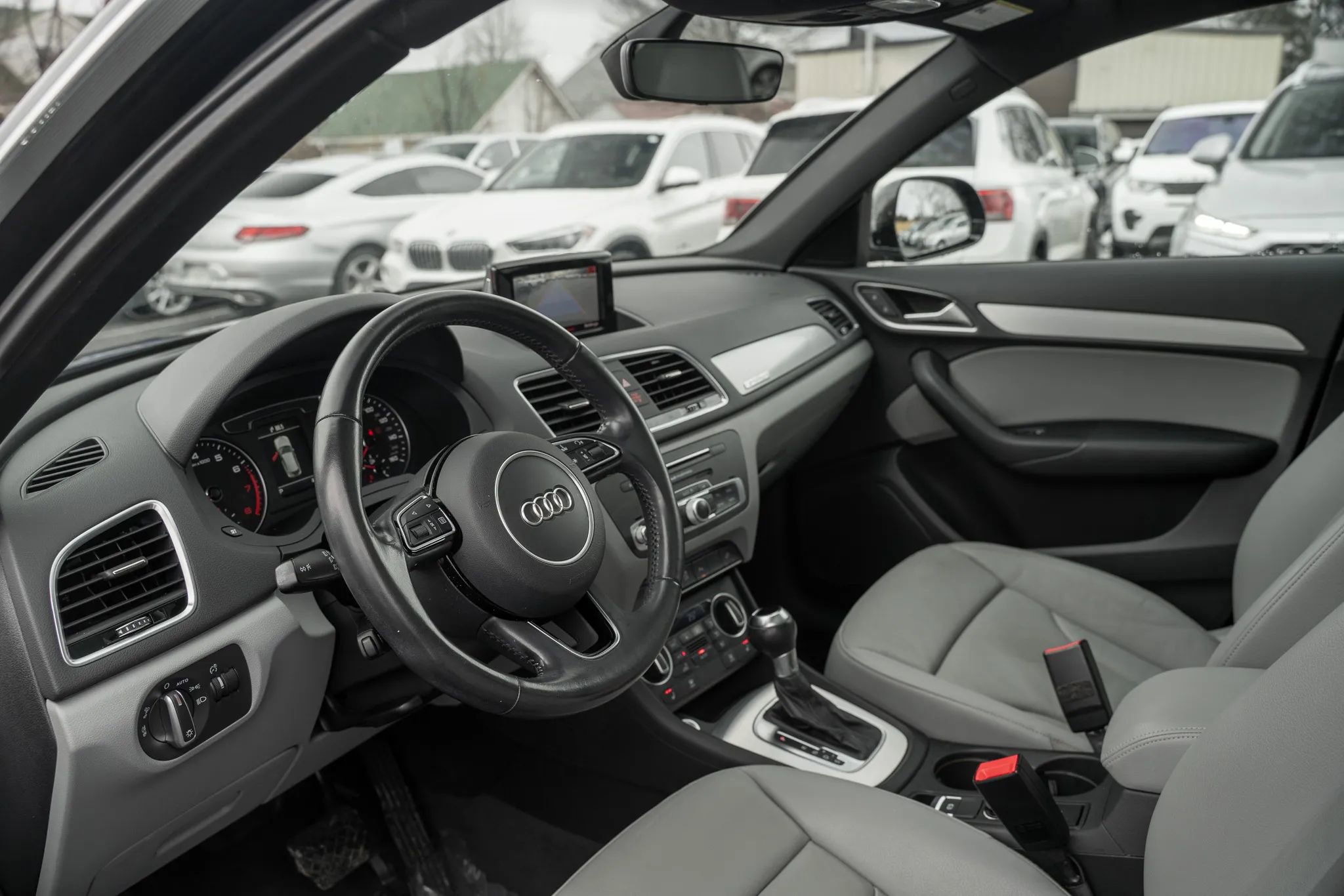 Used 2018 Audi Q3 2.0T Premium Plus w/ Premium Plus Package image 6