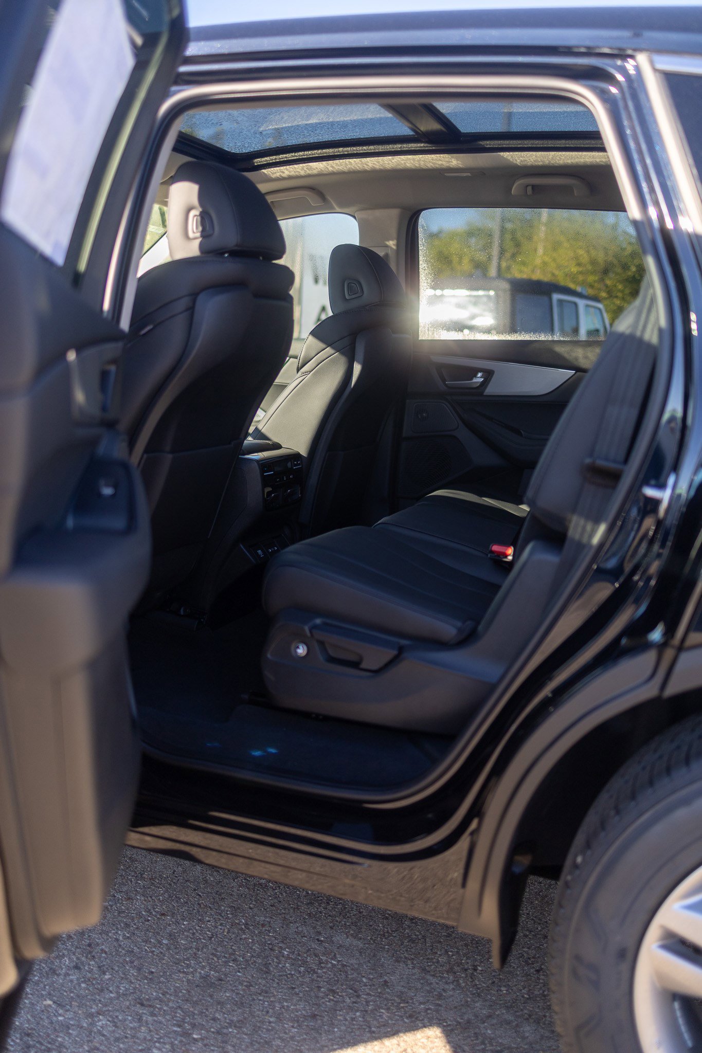 New 2026 Acura MDX SH-AWD image 38