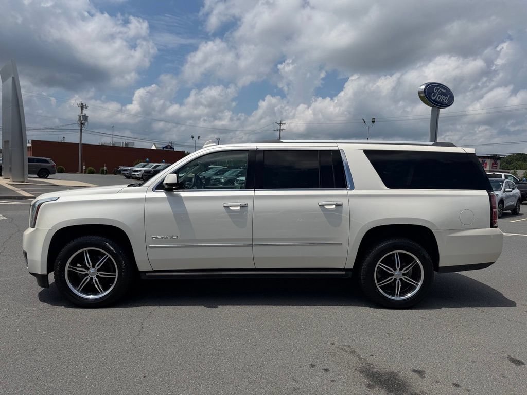 Used 2015 GMC Yukon XL Denali w/ Premium Package AWD/4WD image 8