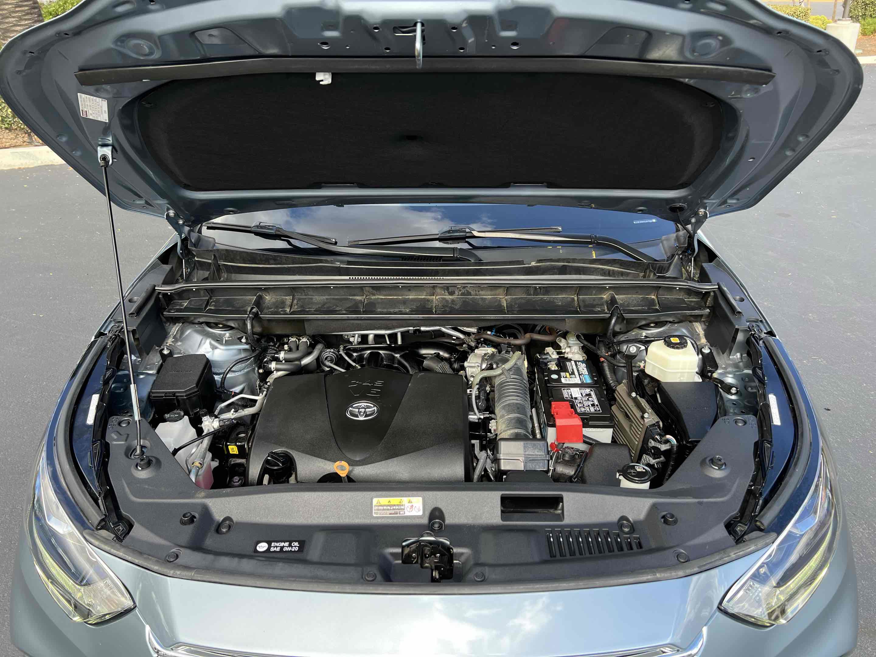 Used 2020 Toyota Highlander Platinum image 28