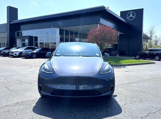 Used 2023 Tesla Model Y Performance image 2