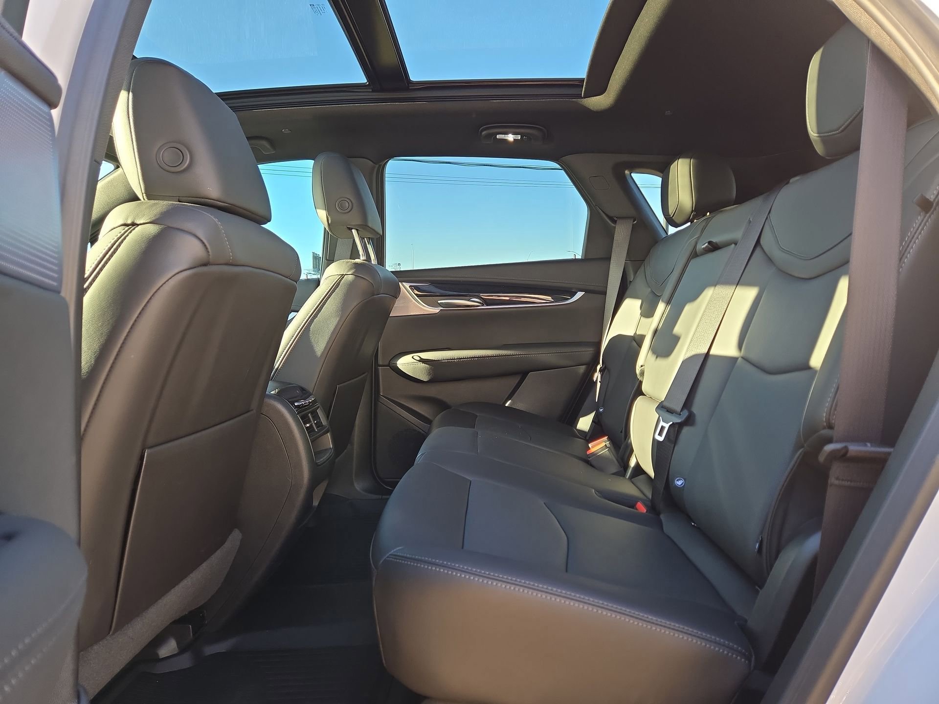 New 2025 Cadillac XT5 Premium Luxury w/ Technology Package FWD image 13