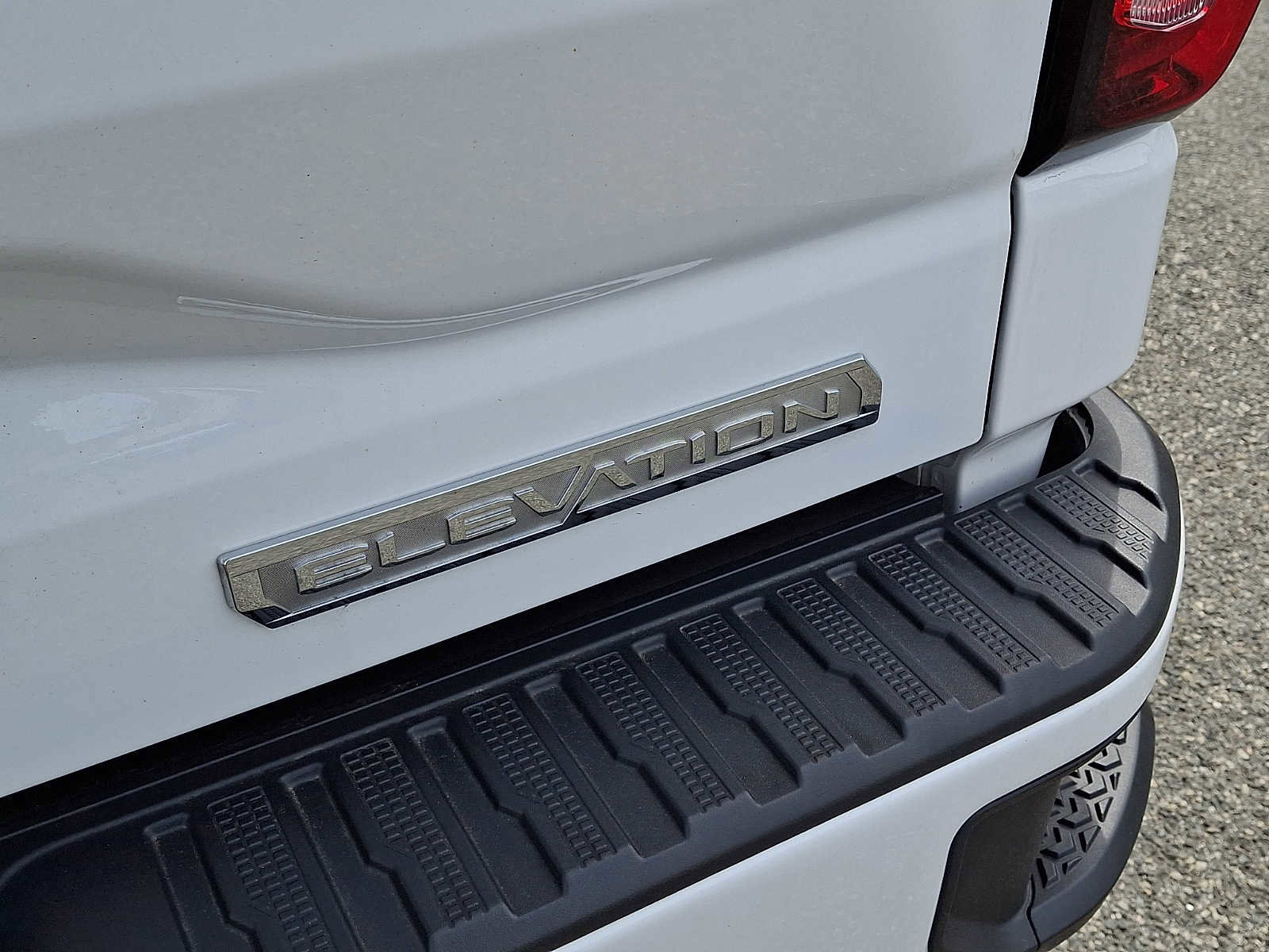 Used 2023 GMC Sierra 1500 Elevation w/ Preferred Package image 30