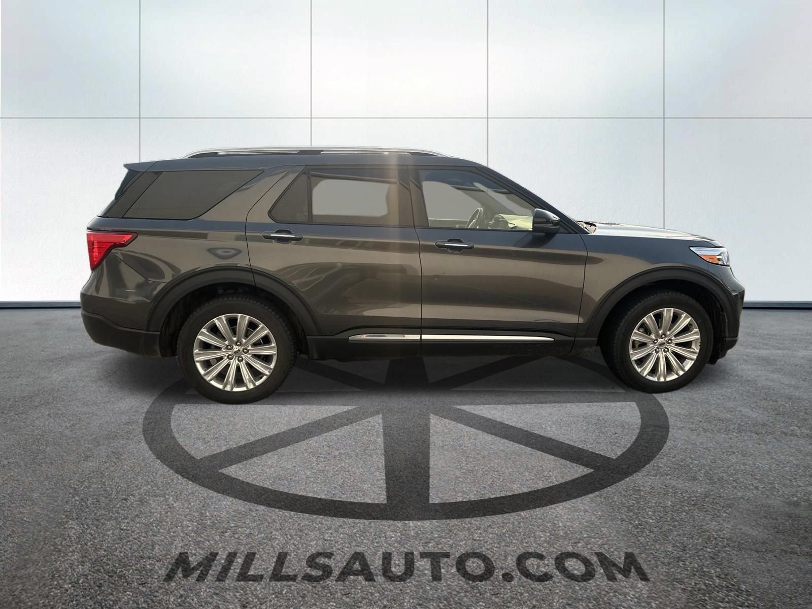 Used 2020 Ford Explorer Limited w/ Class III Trailer Tow Package AWD/4WD image 3