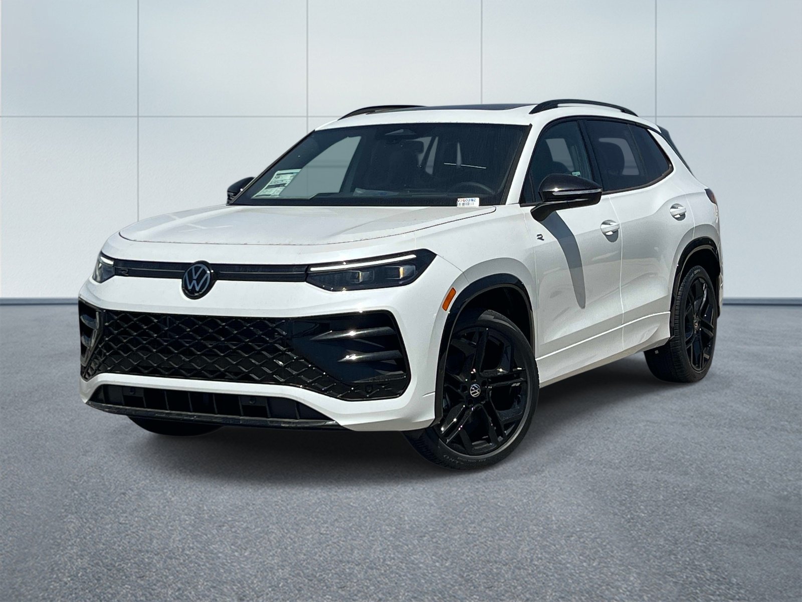 New 2026 Volkswagen Tiguan SE R-Line
