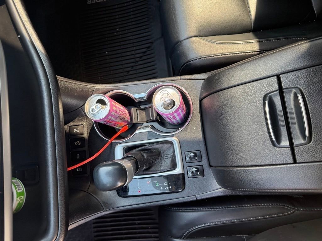 Used 2017 Toyota Highlander SE image 34