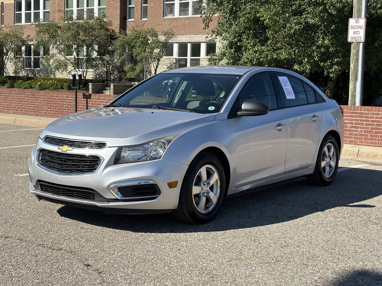 Used 2016 Chevrolet Cruze LS FWD image 2