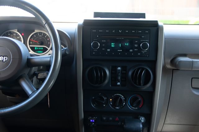 Used 2009 Jeep Wrangler Unlimited Rubicon w/ Dual Top Group image 23