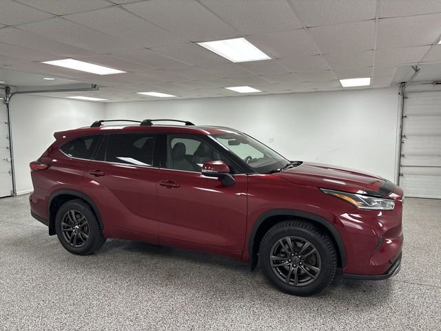 Used 2021 Toyota Highlander Platinum