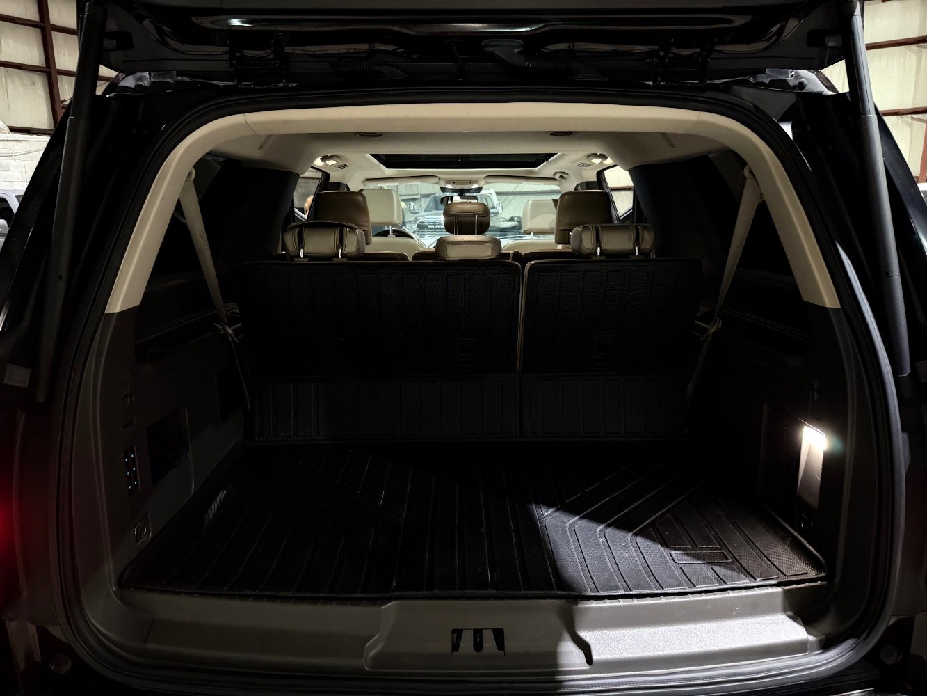 Used 2021 Ford Expedition Max XLT RWD image 19