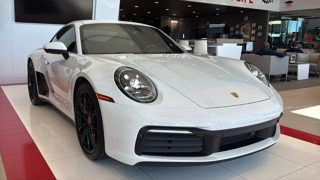 Used 2024 Porsche 911 Carrera RWD video 1