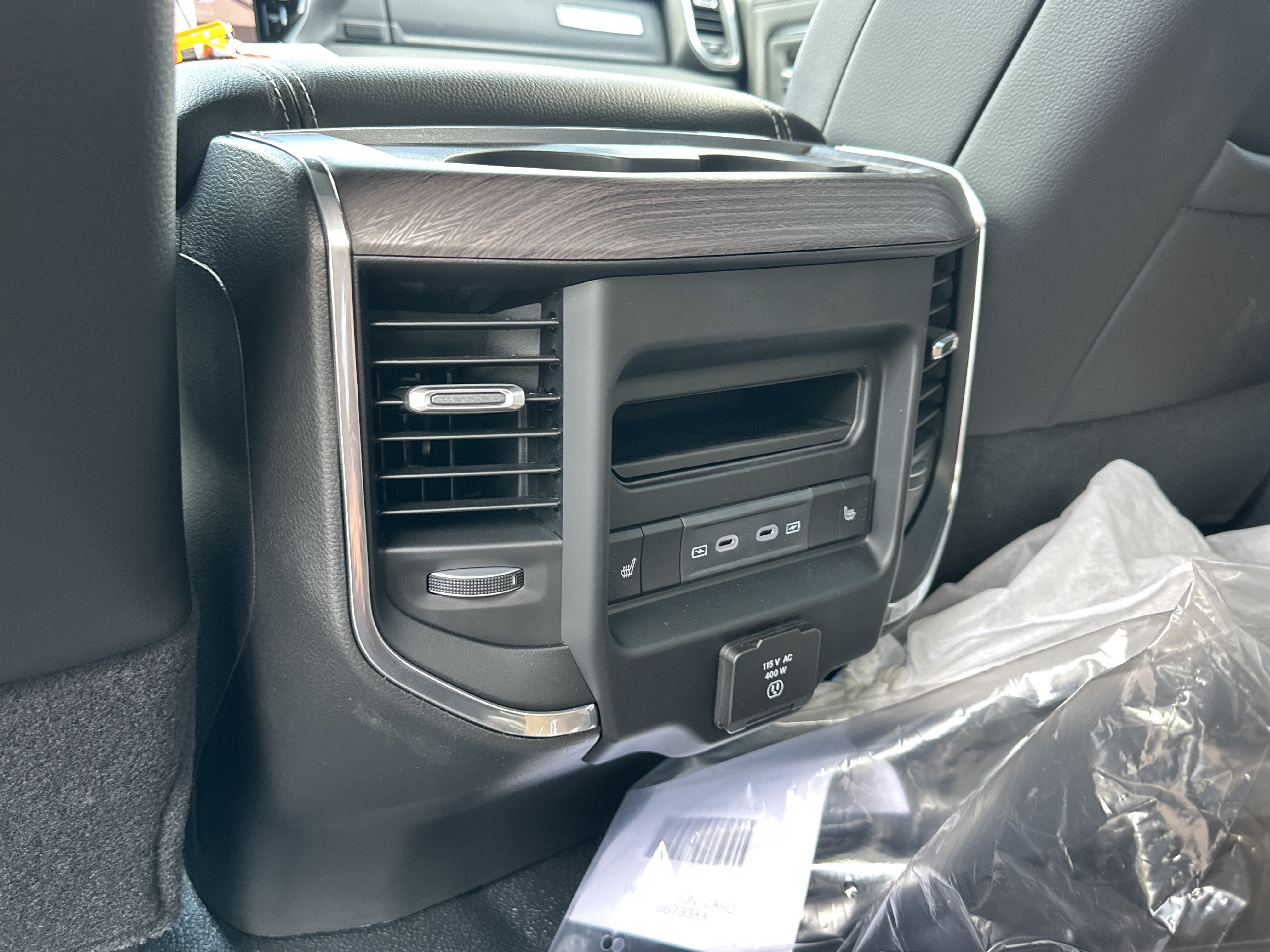 New 2026 RAM 5500 4x4 Crew Cab w/ Laramie Trim Package image 31
