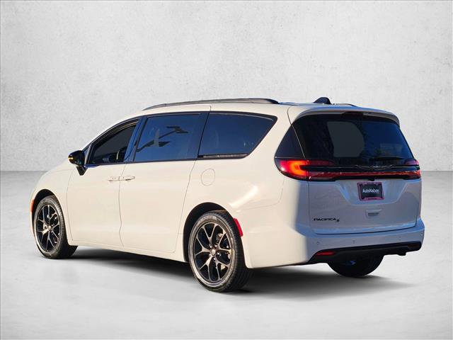 New 2026 Chrysler Pacifica Select w/ S Appearance Package FWD image 9