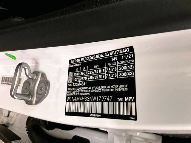 Used 2022 Mercedes-Benz GLB 250 4MATIC image 32