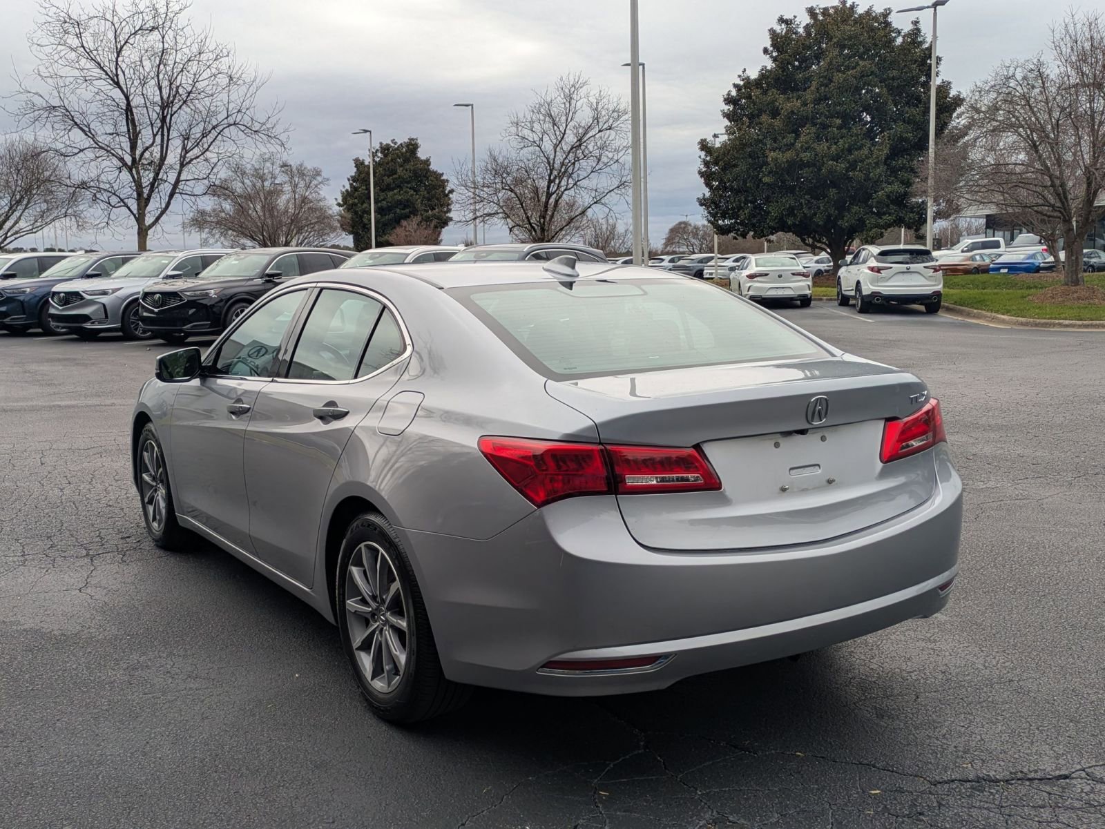 Used 2018 Acura TLX w/ Technology Package image 7