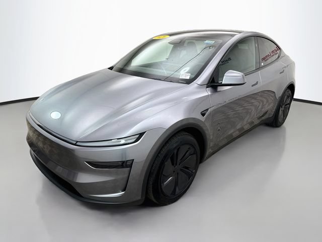 Used 2026 Tesla Model Y AWD image 3