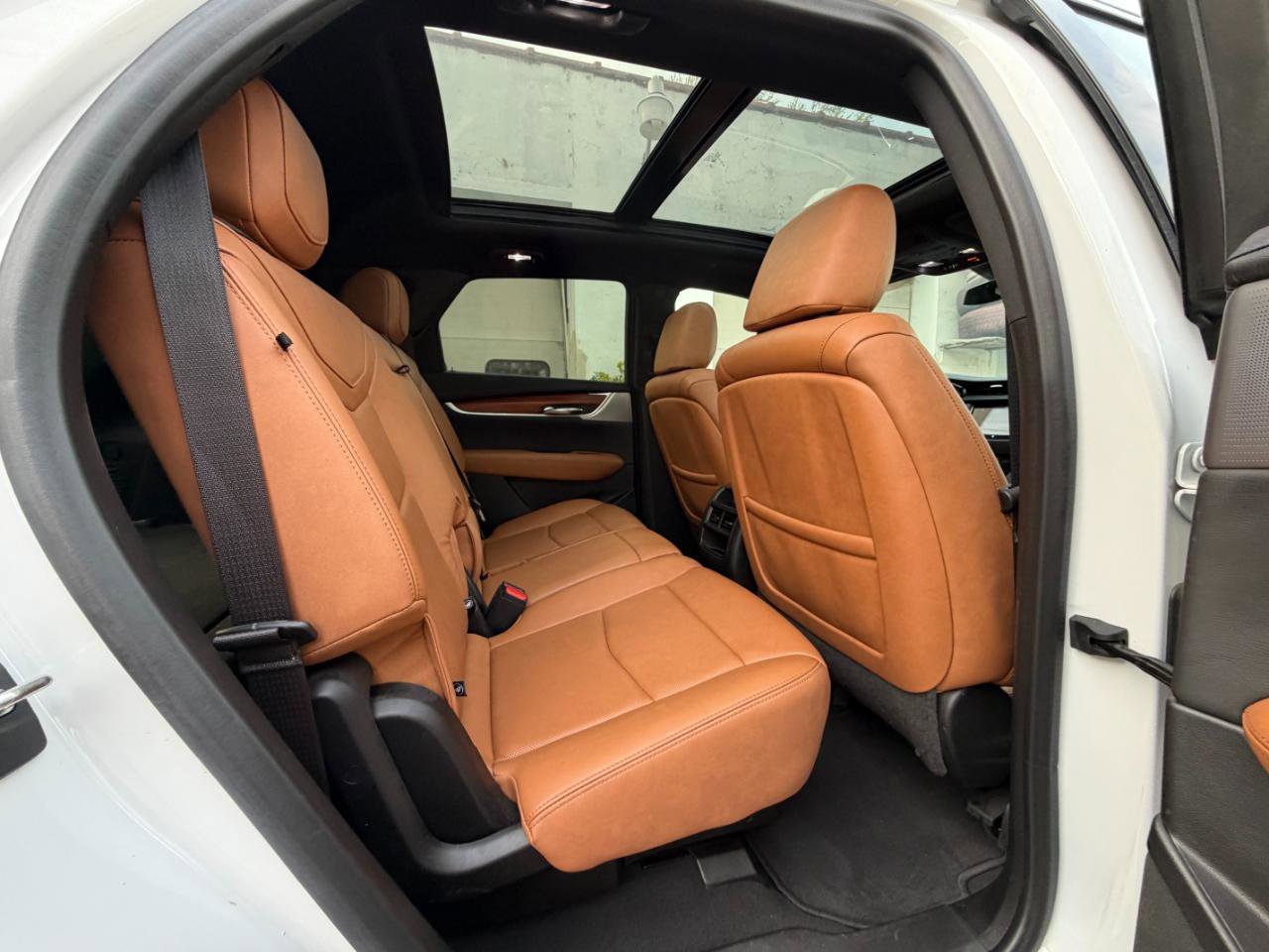 Used 2020 Cadillac XT5 Premium Luxury AWD/4WD image 37