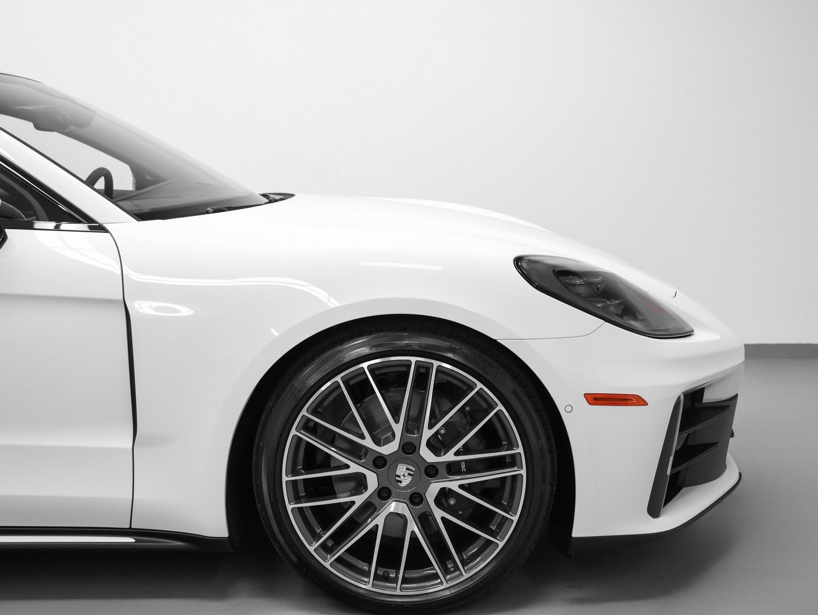New 2026 Porsche Panamera 4 AWD/4WD image 17