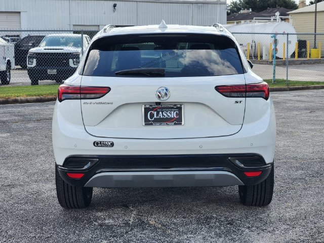 Used 2023 Buick Envision Essence w/ Sport Touring Package FWD image 6