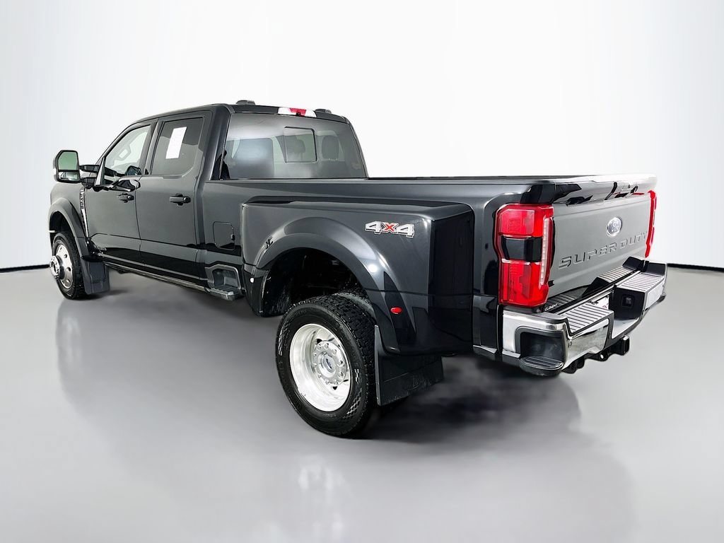 Used 2025 Ford F450 Lariat w/ Lariat Ultimate Package AWD/4WD image 9