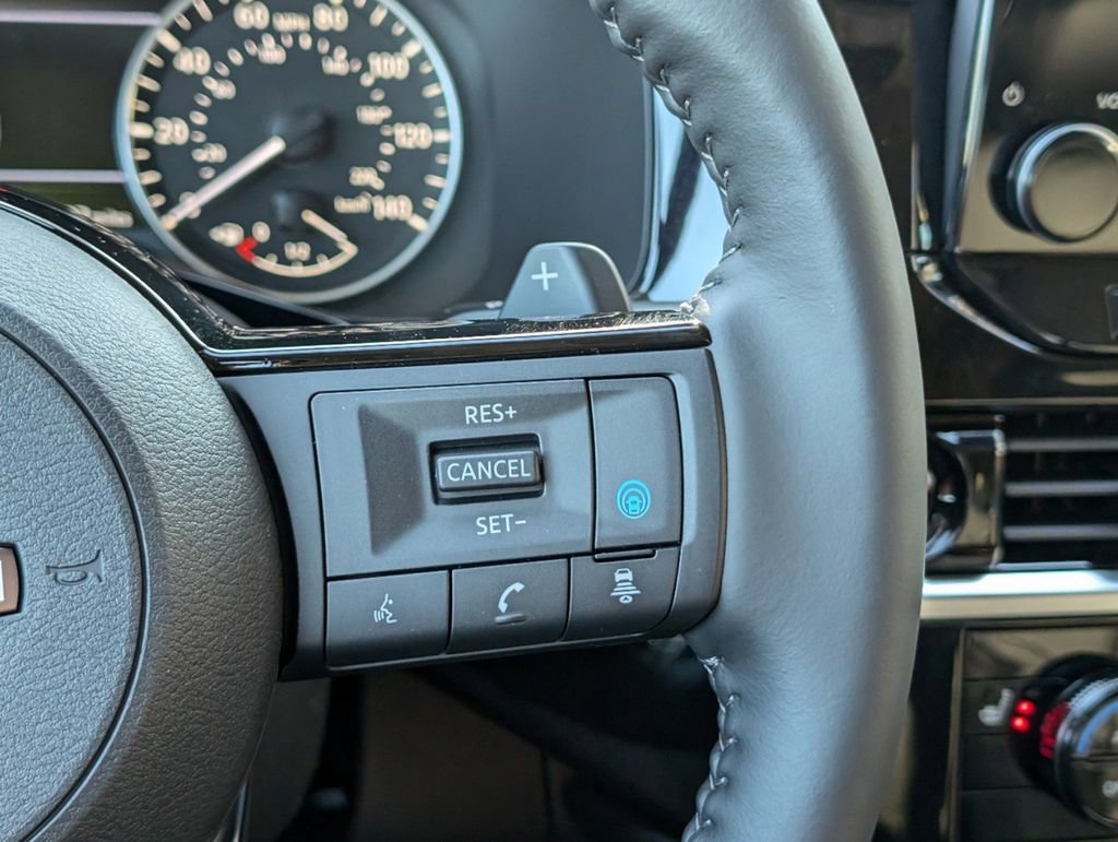 Certified 2025 Nissan Pathfinder SL w/ SL Premium Package FWD image 20