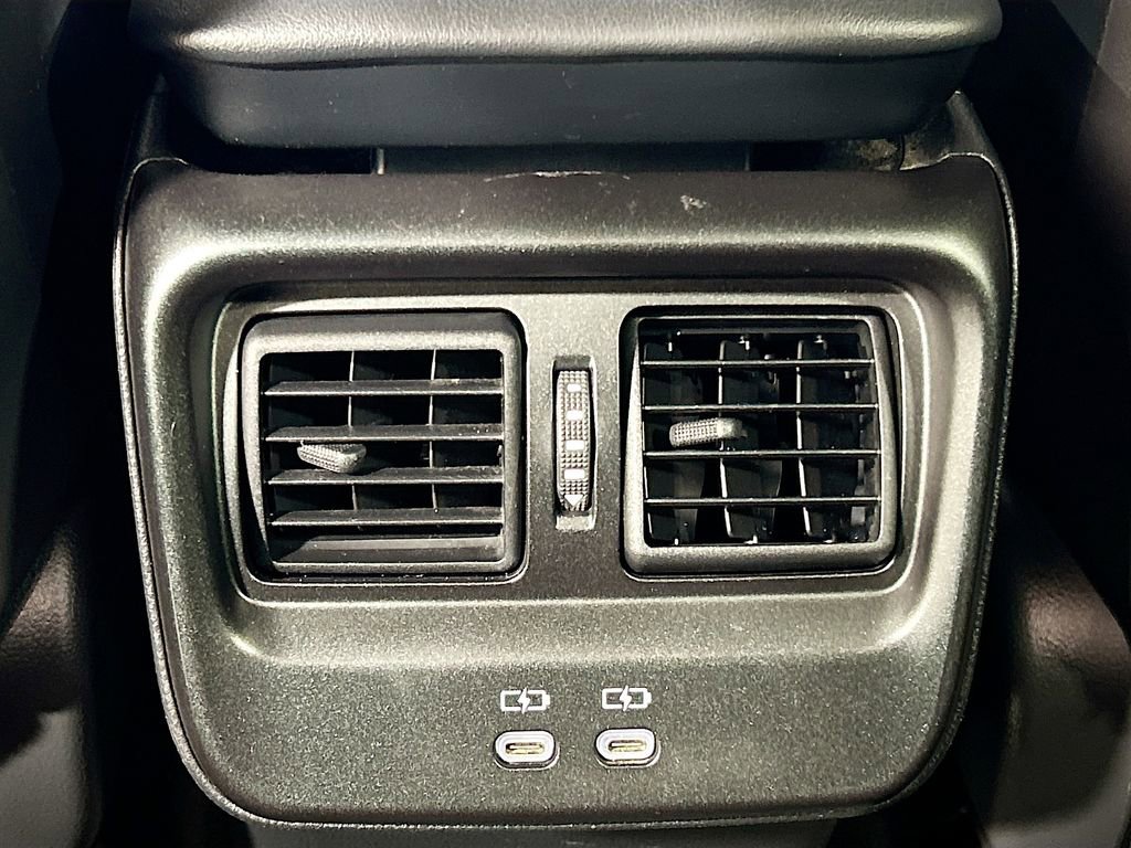 Used 2023 Toyota Crown XLE image 22