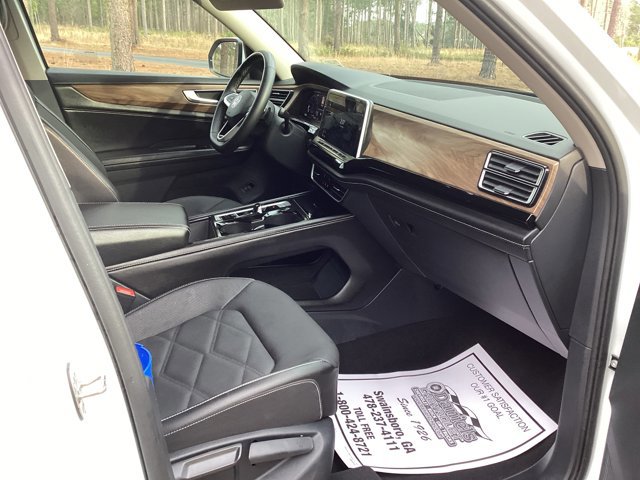 Used 2024 Volkswagen Atlas SE image 15