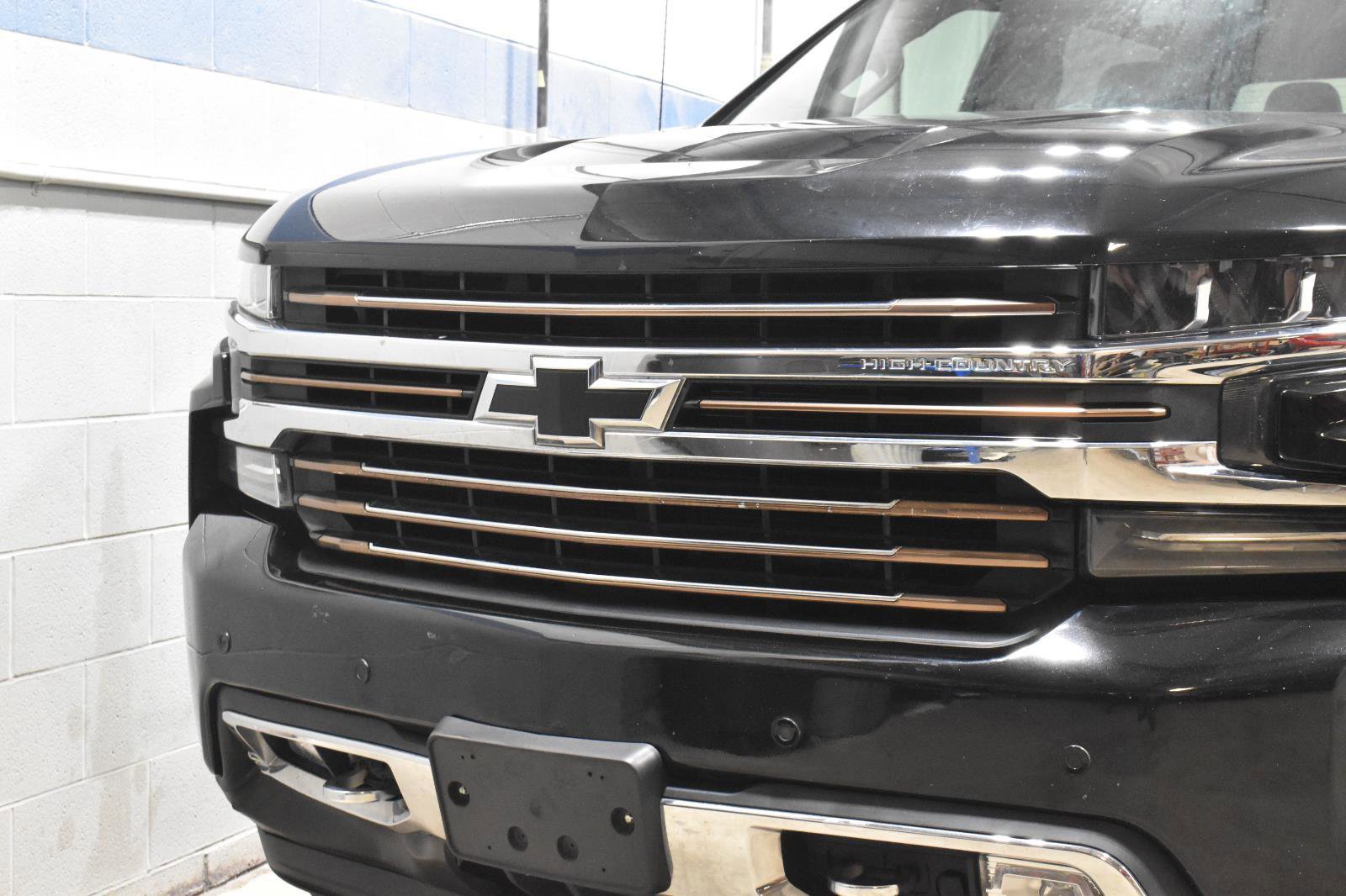 Used 2020 Chevrolet Silverado 1500 High Country image 33