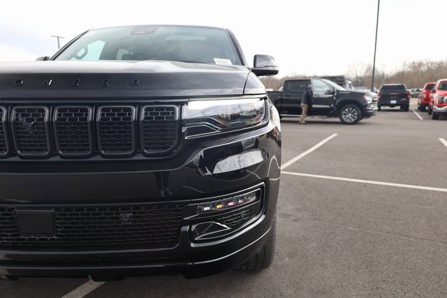 New 2025 Jeep Wagoneer Series II w/ Convenience Group I image 43