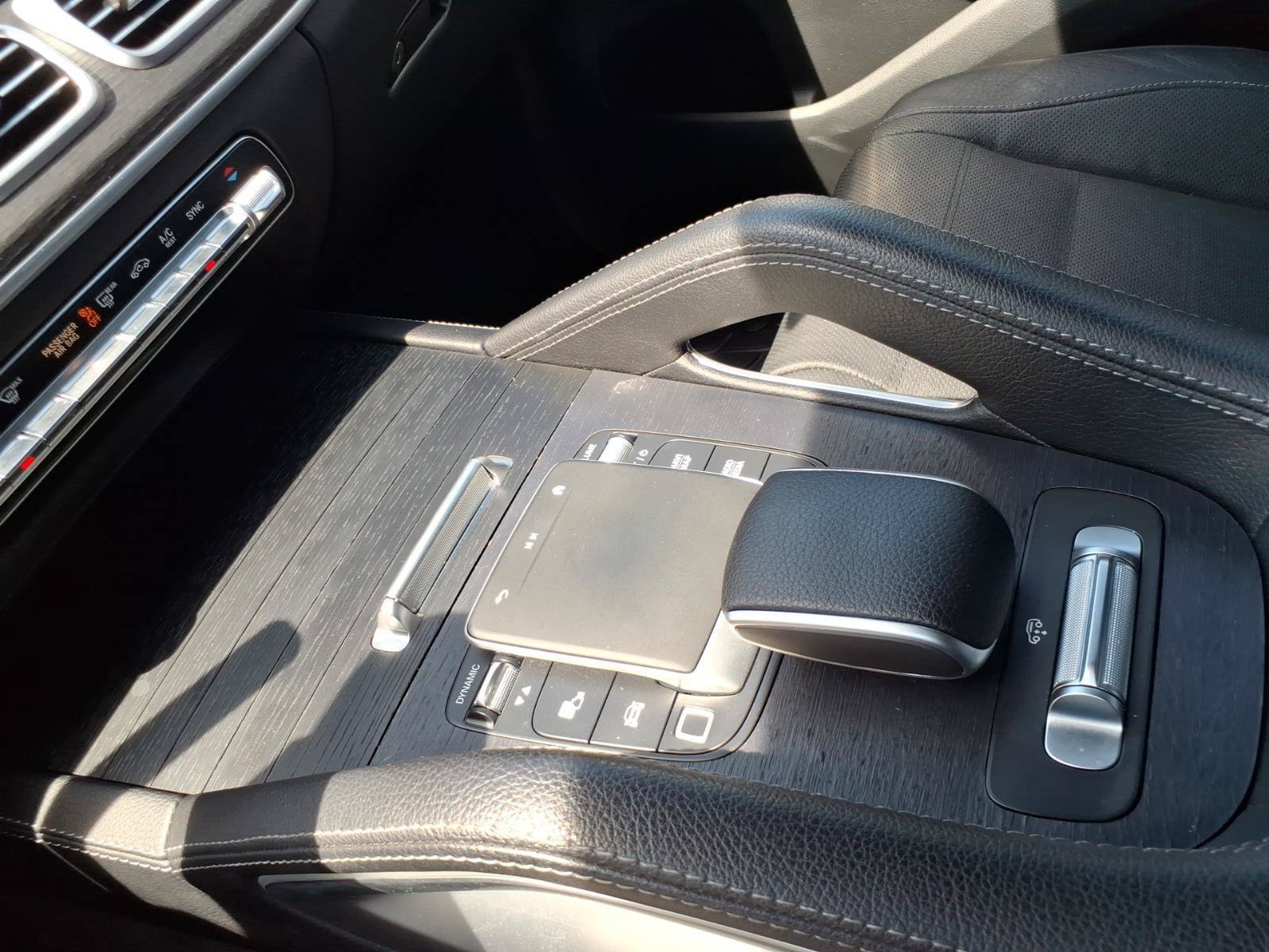 Used 2025 Mercedes-Benz GLS 580 4MATIC image 22