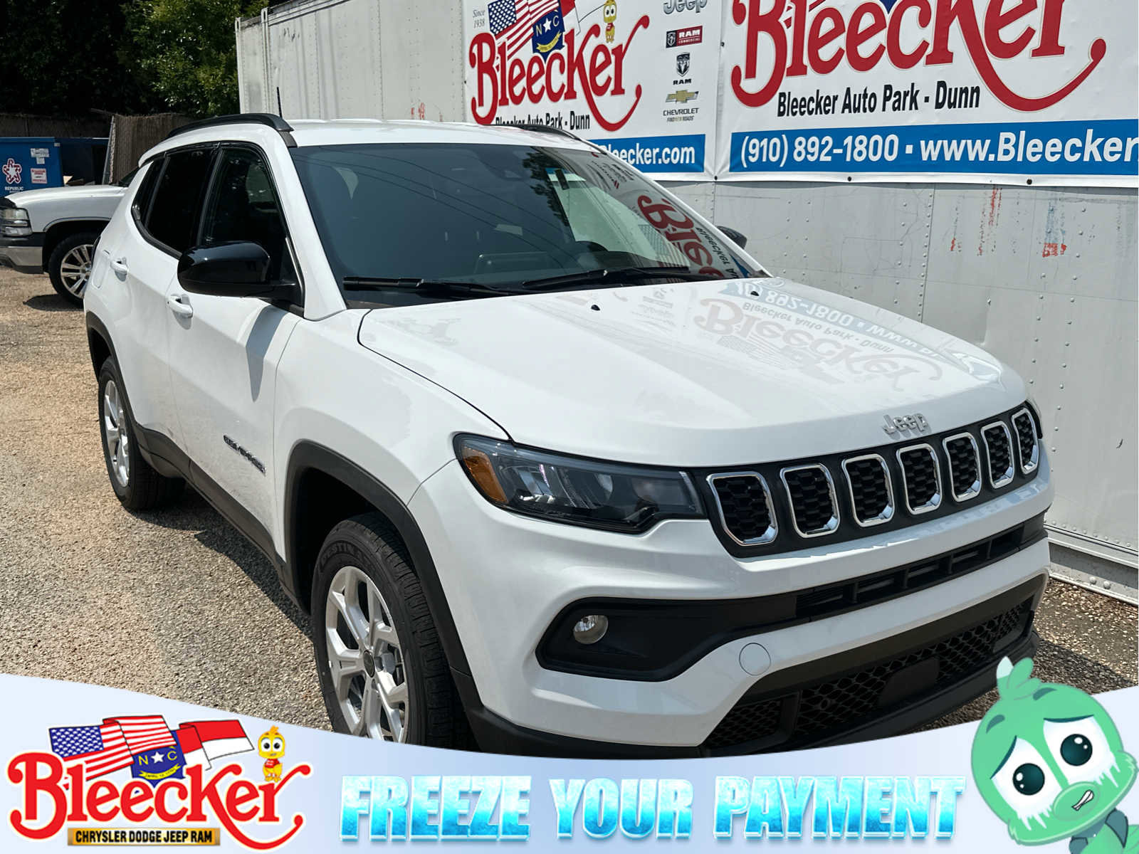 New 2025 Jeep Compass Latitude w/ Convenience Group