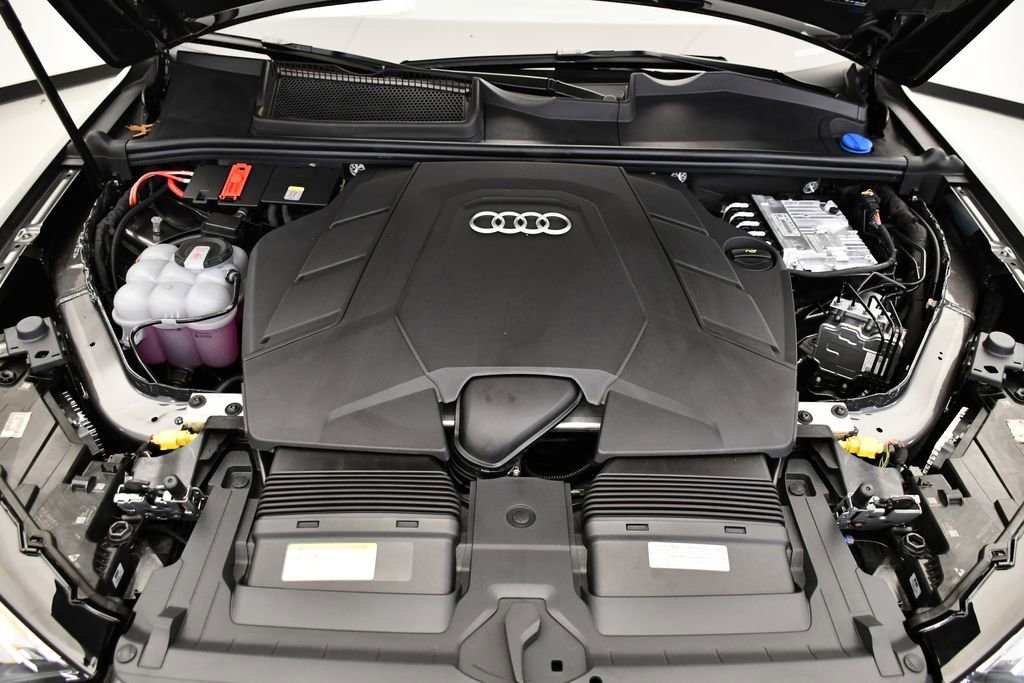 Used 2026 Audi Q7 3.0T Premium Plus w/ Premium Plus Package AWD/4WD image 11