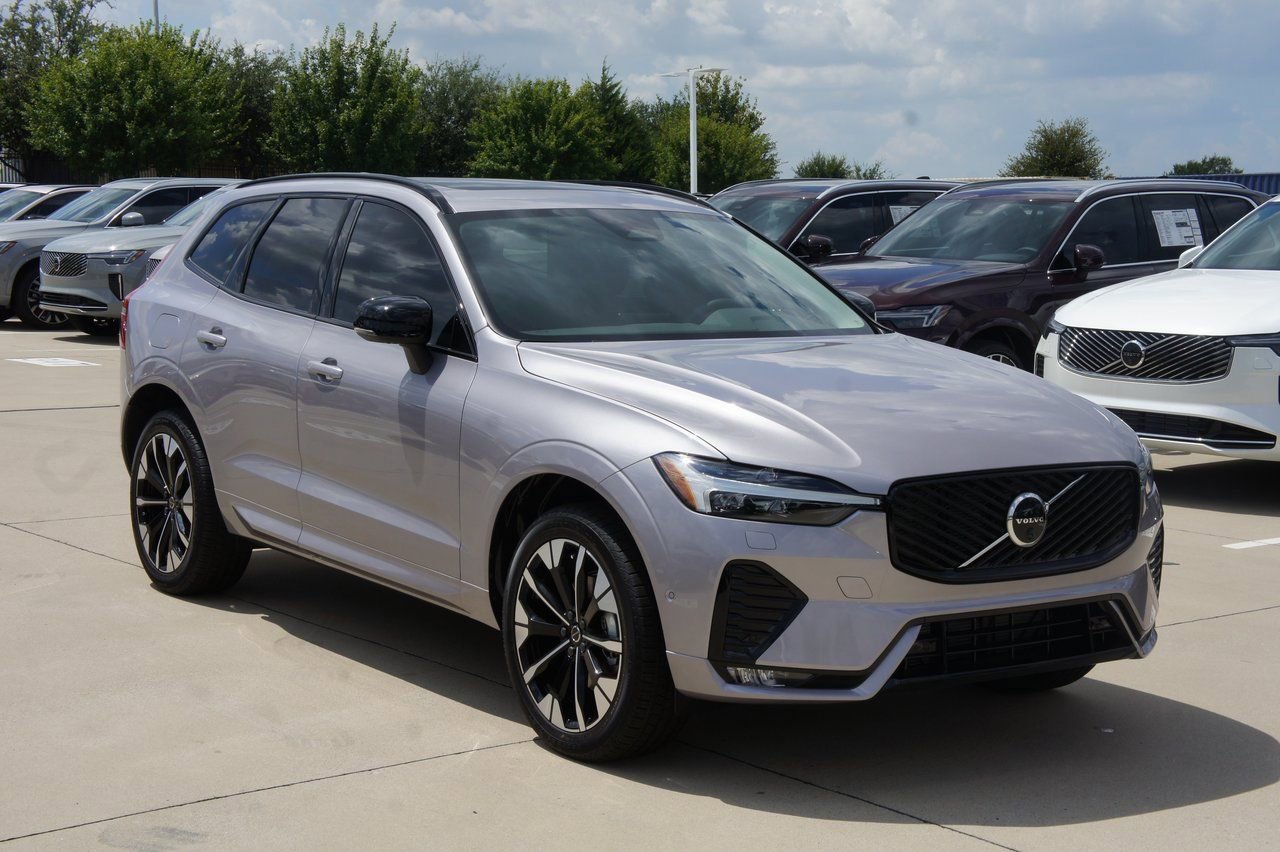 New 2026 Volvo XC60 B5 Plus w/ Protection Package Premier image 3