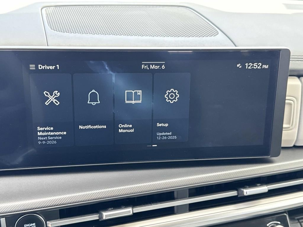 Certified 2025 Hyundai Santa Fe SEL image 11