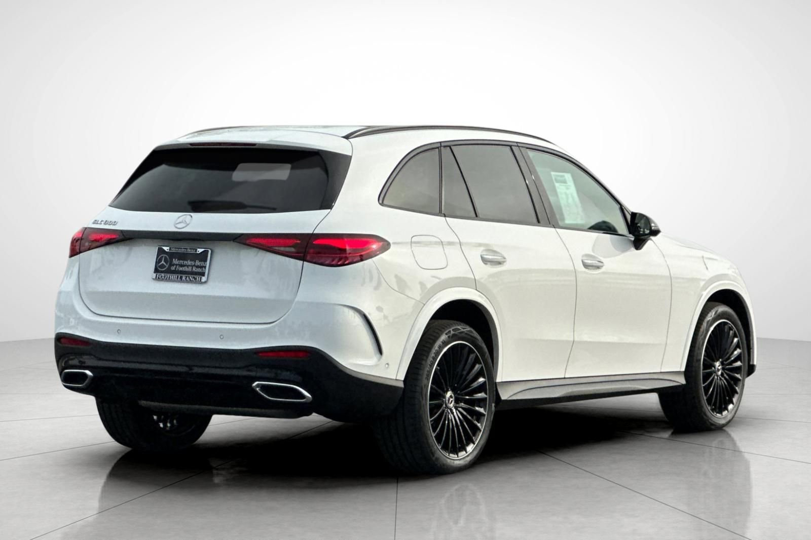 Certified 2024 Mercedes-Benz GLC 300 image 3