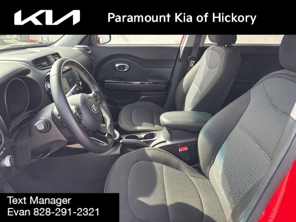 Used 2016 Kia Soul + w/ Audio Package image 18